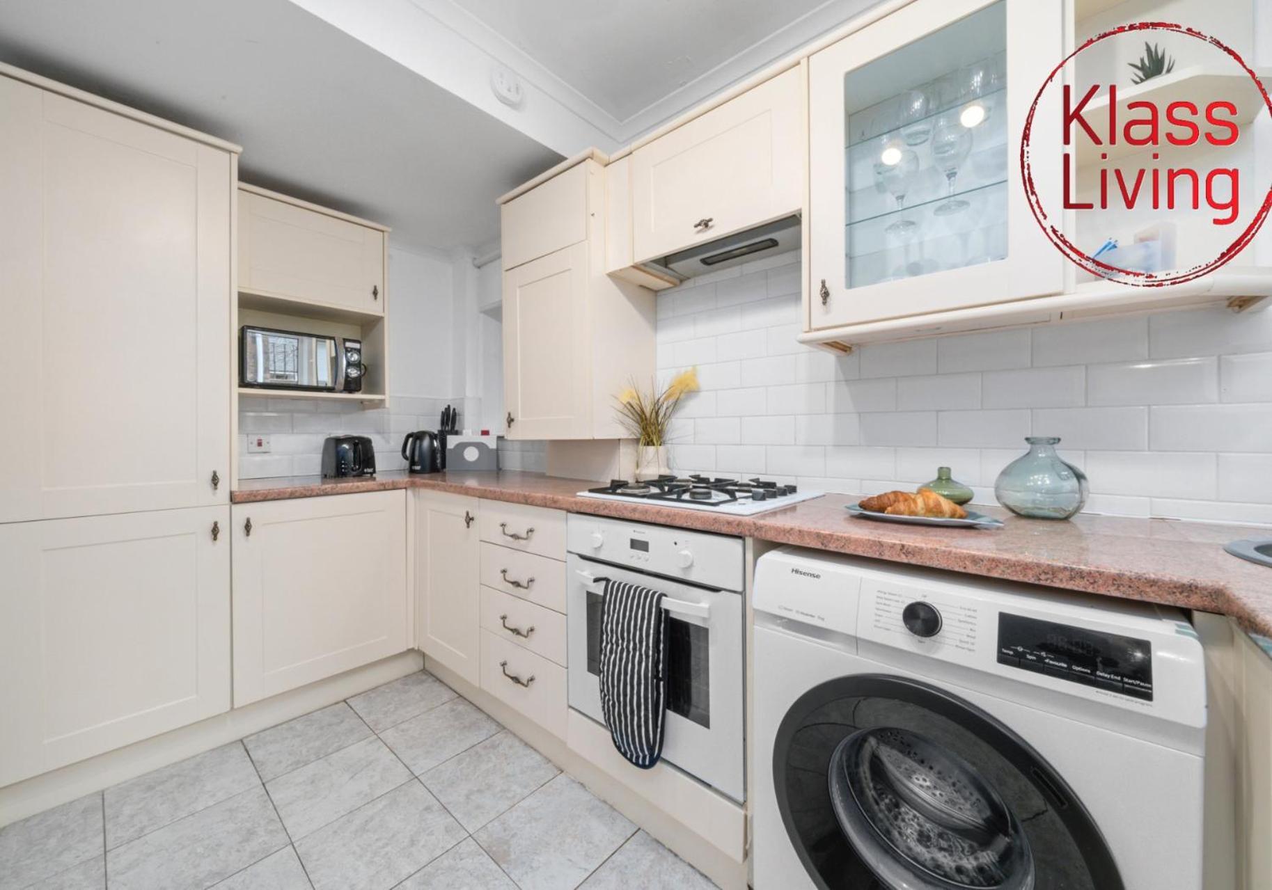Bute Apartment By Klass Living Coatbridge Exteriör bild